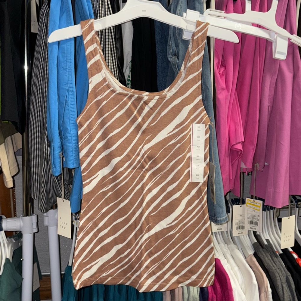5/$10 Women’s tank top